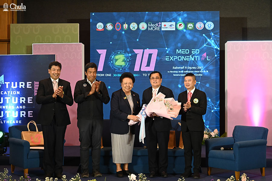 “MedUMORE 1-2-10 Med Ed Exponential” Celebrates MedUMORE and Launches an MOU between Chulalongkorn’s Faculty of Medicine and 10 Top Medical Organizations