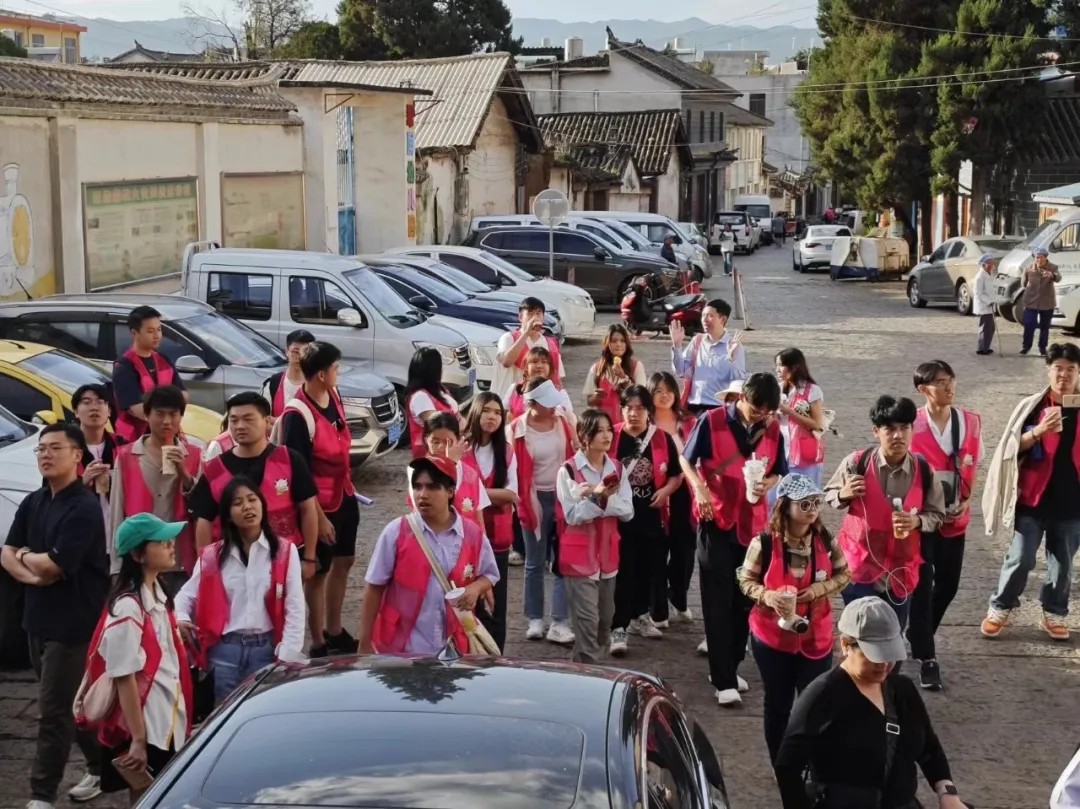 Chula Architecture Professors and Students Join a Workshop with XAUAT to Develop Sustainable Tourism City Guidelines 