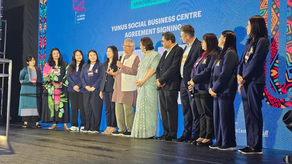 MOU Signing between Social Research Institute, Chulalongkorn University, and World’s Leading Organization in Social Development, Yunus Centre, headed by Nobel Laureate, to Create “Power of Change” toward Sustainable Society