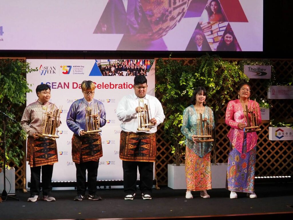 Chula Faculty of Fine and Applied Arts Performs at ASEAN Week 2024 to Celebrate the 57th Anniversary of ASEAN 