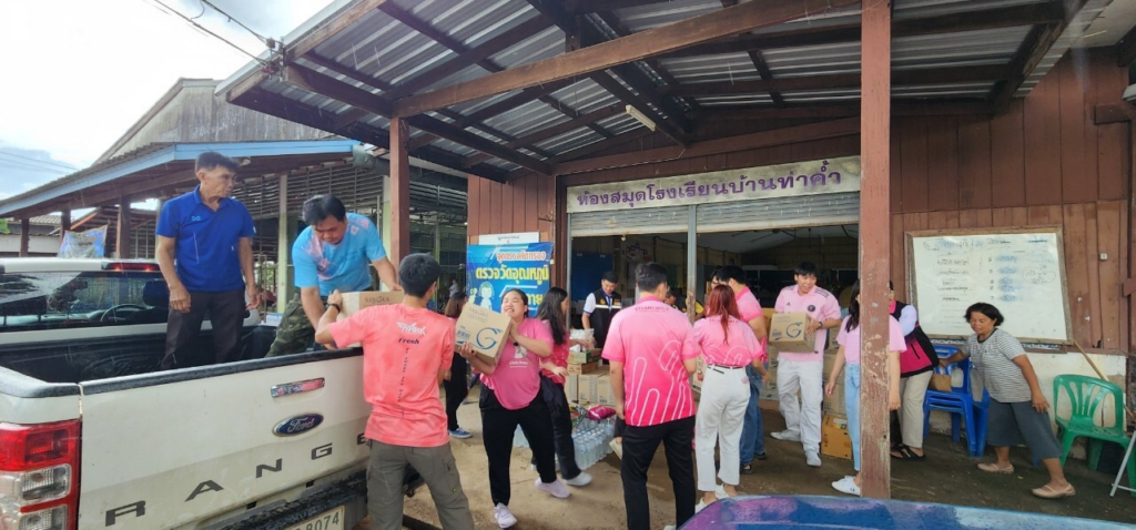 Chula Executives Donate Items to Support Schools in Nan Province under the Flood Relief for Nan Project