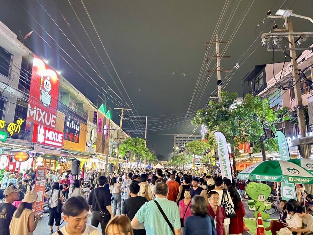 Success of the Bangkok Car Free Day 2024 on Banthat Thong Road: A Model Street of Happiness for All