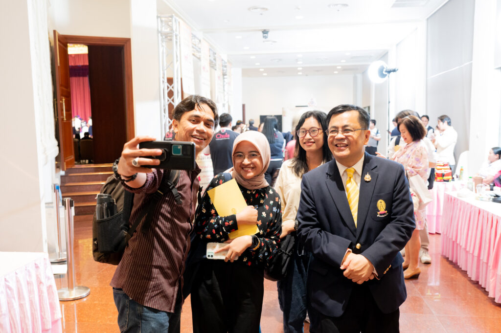 Chulalongkorn University Organizes “King Rama IX’s Royal Music Memorial Day” to Honor His Majesty the King on the Auspicious Occasion of His 72nd Birthday, Commemorating King Rama IX's Musical Performances at the University