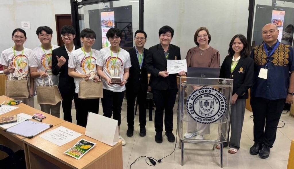 Chula Medicine Students Win First Prize at the 20th Inter-Medical School Physiology Quiz Competition 