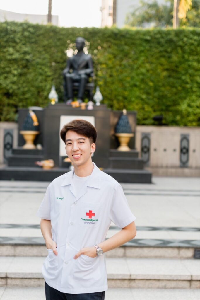 Rahat Longsomboon, student at the Faculty of Medicine, Chulalongkorn University