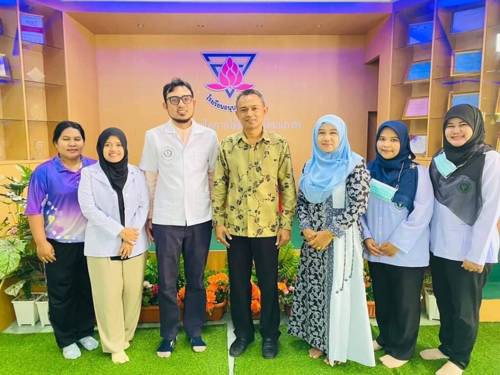 Chula's Halal Science Center in Pattani Wins National Award for “Outstanding Contributor to Muslim Youth in the Field of Science and Technology”