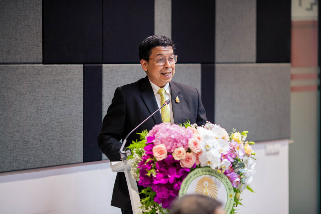 Associate Professor Dr. Chanchai Sittipunt
Dean, Faculty of Medicine, Chulalongkorn University