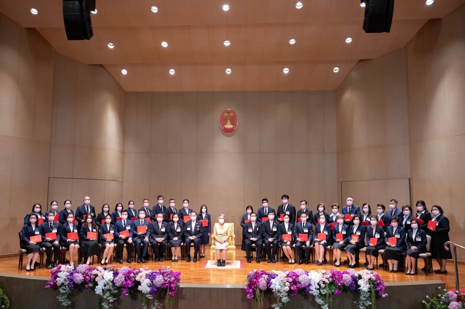 Princess Maha Chakri Sirindhorn Presents Certificates to Vela Course Graduates, Class 1 and 2