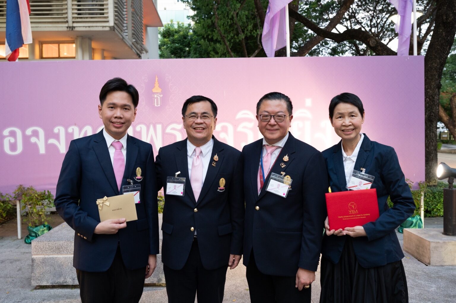 Princess Maha Chakri Sirindhorn Presents Certificates to Vela Course Graduates, Class 1 and 2