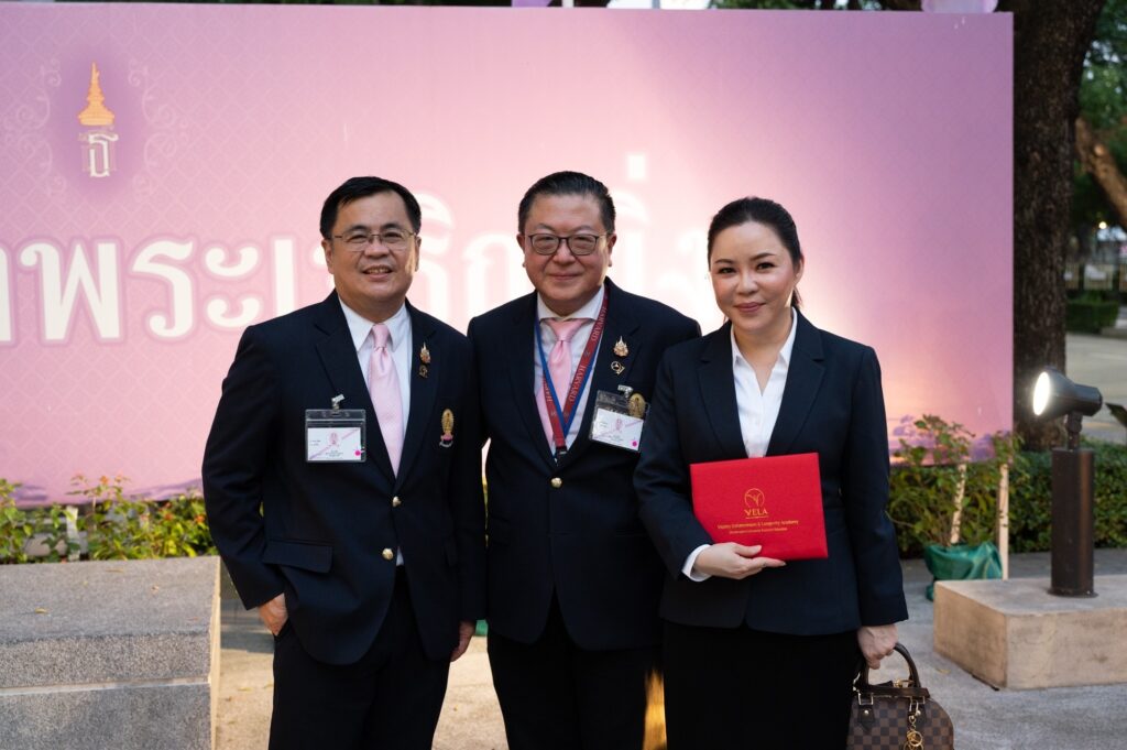 Princess Maha Chakri Sirindhorn Presents Certificates to Vela Course Graduates, Class 1 and 2