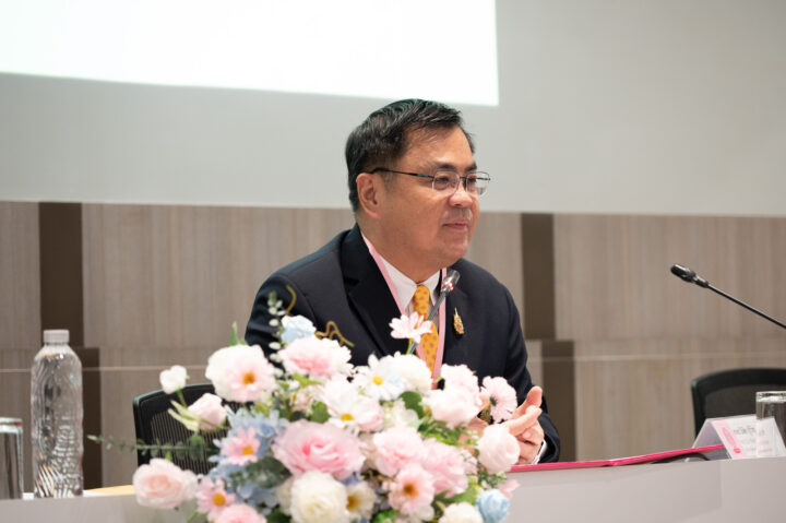 Professor Dr. Wilert Puriwat
President, Chulalongkorn University