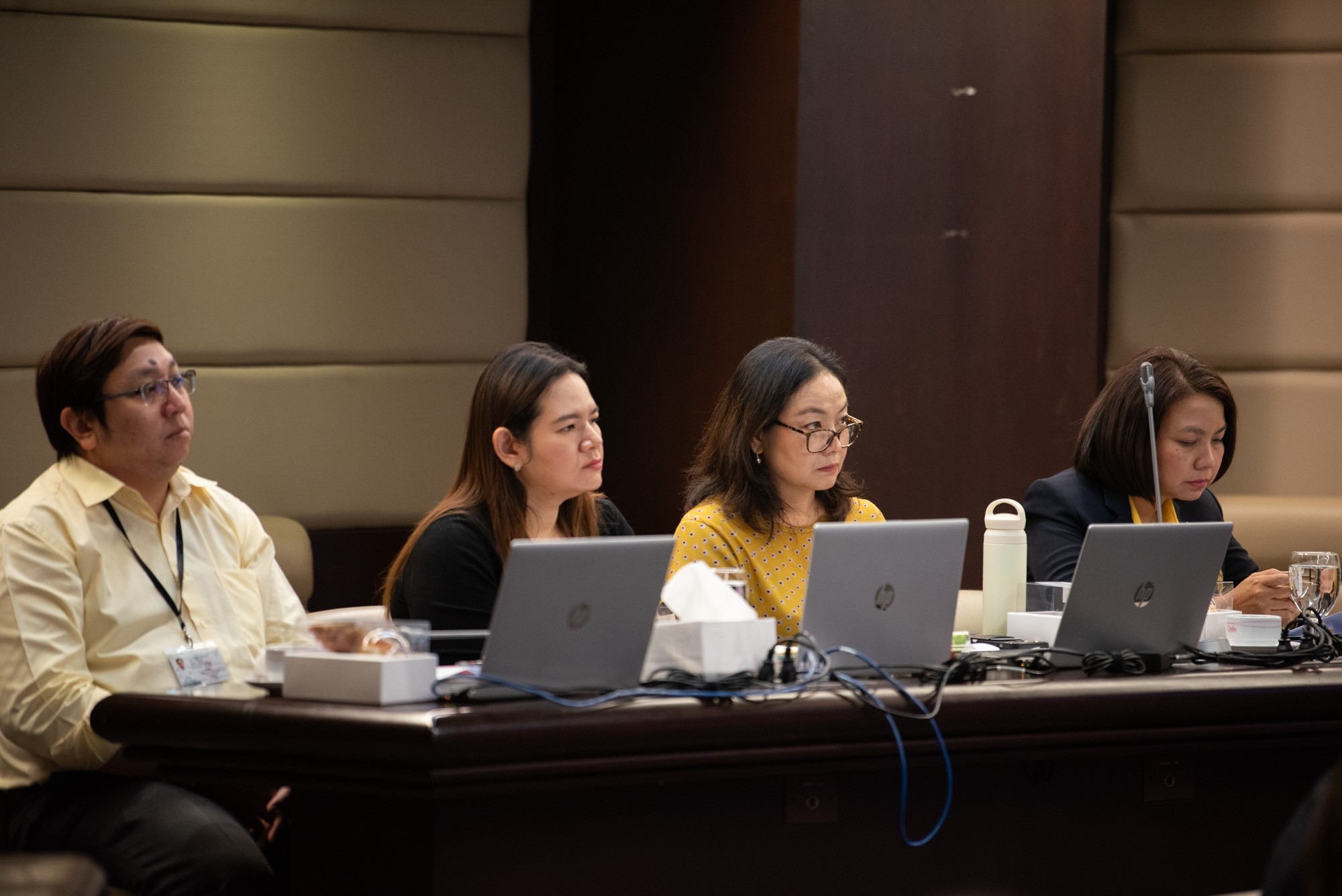 (From left to right) Dr. Ronnakorn Vaiyavuth, Deputy Executive Director, Innovation and Commercialization, CSII, Prof. Dr. Suchada Sukrong, Executive Director, CSII, Chulalongkorn University
Miss Saisunee Hanprathueangsil, Head, Digital and Innovation Group, BAY, and 
Mr. Rottapron Ekabutr, Executive Vice President, Head of Consumer Digital Solution Division