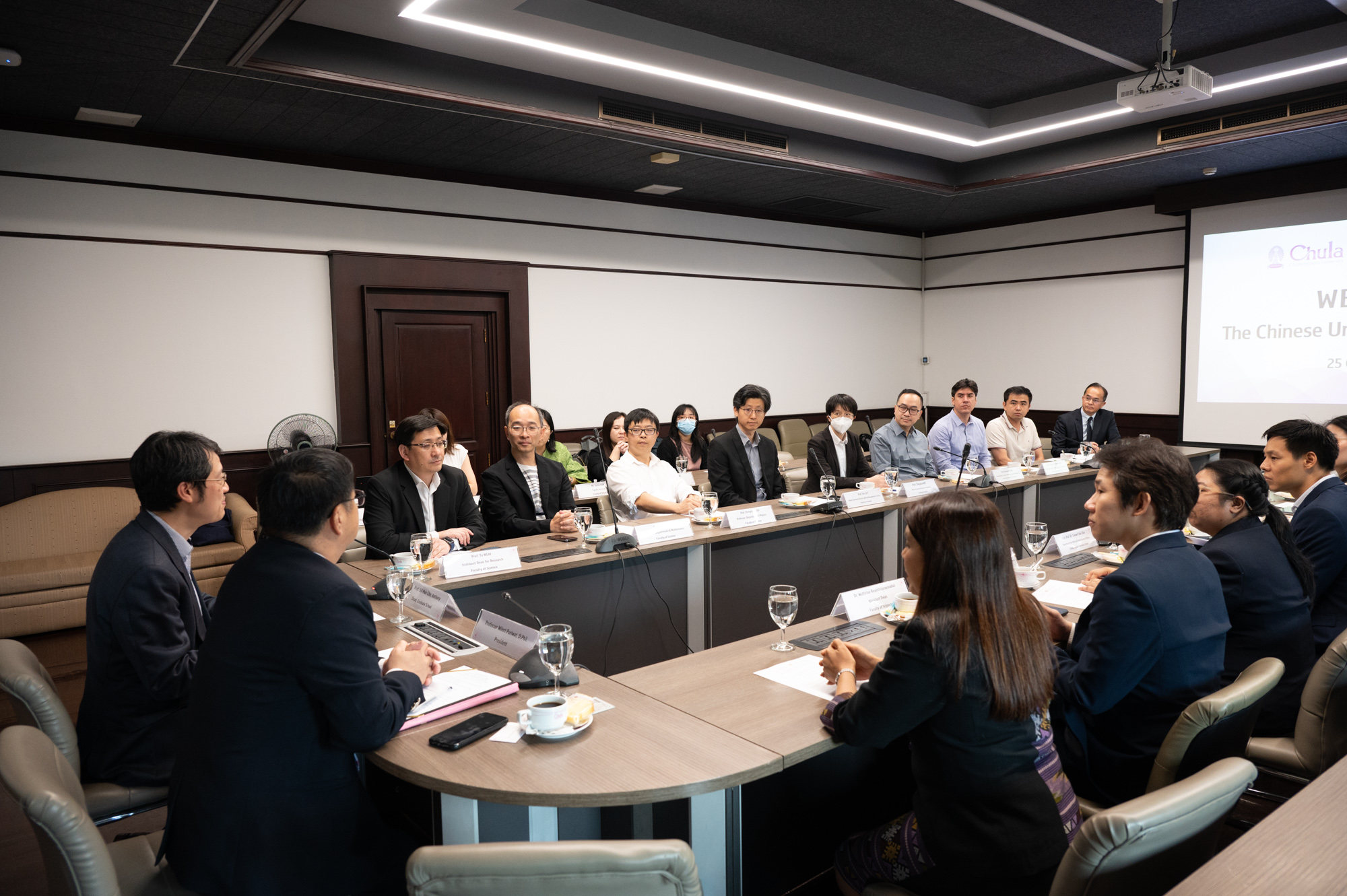 Chula President Welcomes Representatives from The Chinese University of Hong Kong to Expand Academic and Graduate Research Collaboration 