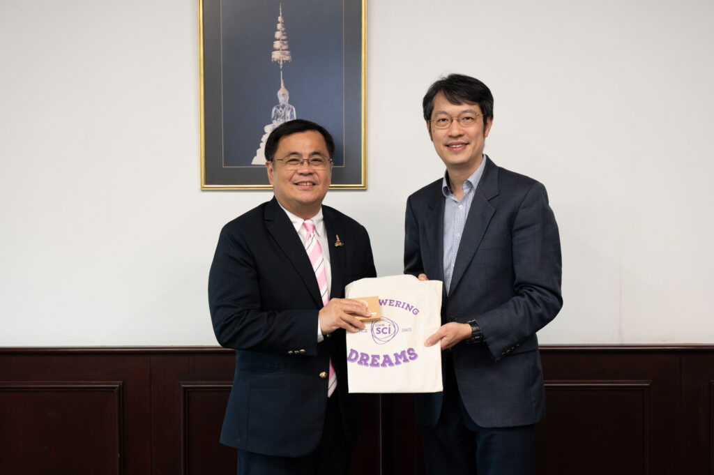 Chula President Welcomes Representatives from The Chinese University of Hong Kong to Expand Academic and Graduate Research Collaboration