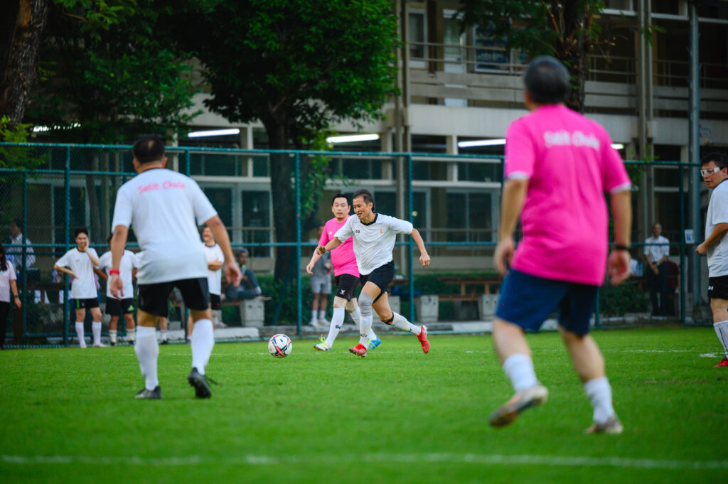 The Parent and Teacher Association of Chula Demonstration School Donates 3 Million Baht to "Chamchuri United" Football Club 