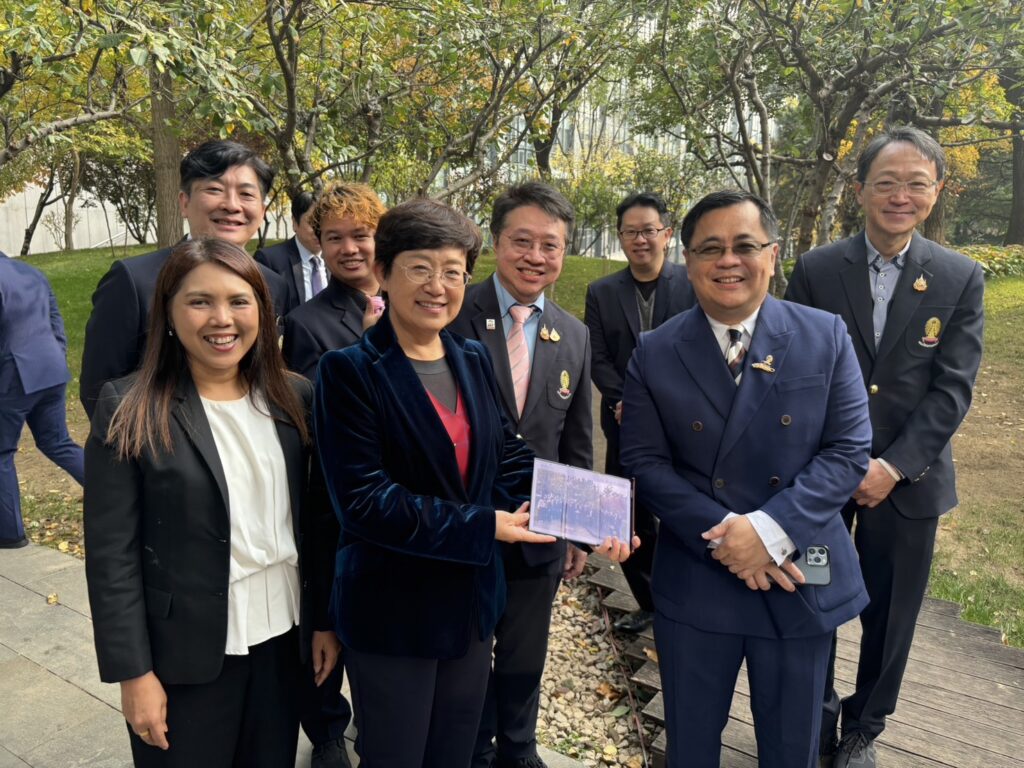 Chulalongkorn University Executives Visit Peking University 