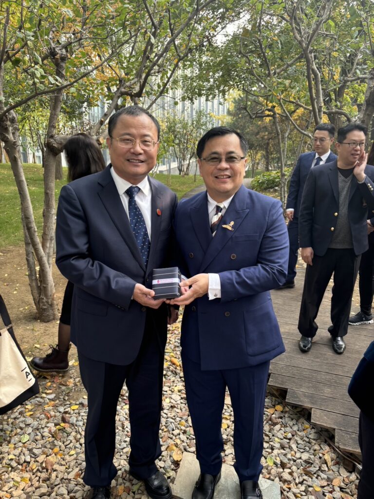 Chulalongkorn University Executives Visit Peking University 