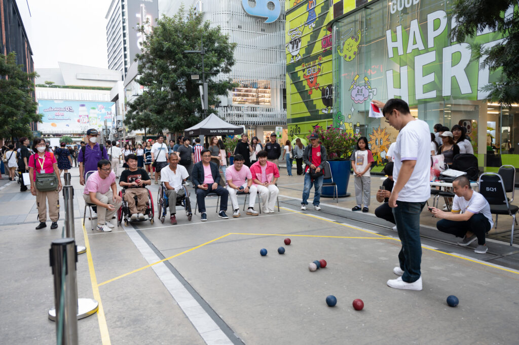 Chulalongkorn University Implements New Strategy, Launches Siam Square Walking Street for All, Showcasing Abilities of Special Needs People