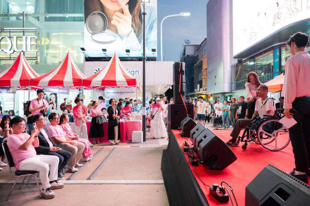 Chulalongkorn University Implements New Strategy, Launches Siam Square Walking Street for All, Showcasing Abilities of Special Needs People