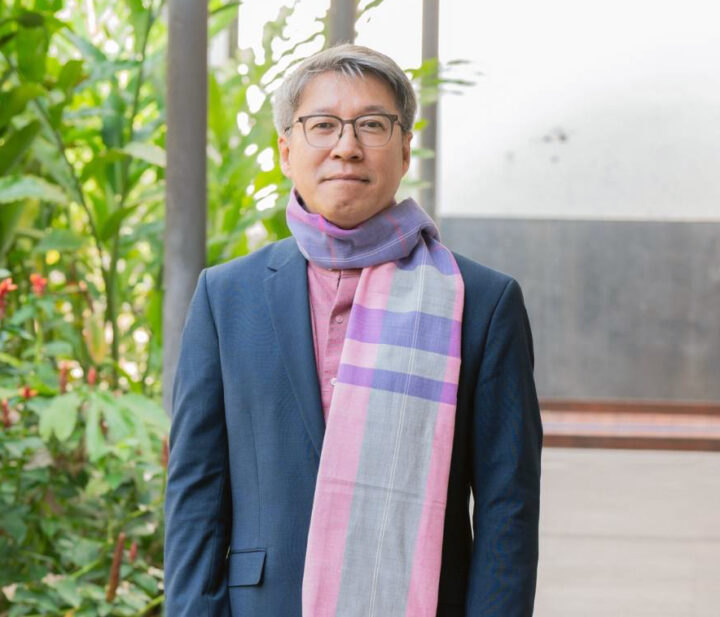 Associate Professor Ritirong Jiwakanon
 Director, Institute of Thai Studies, Chulalongkorn University