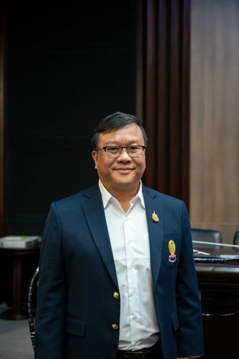 Associate Professor Dr. Siridej Sujiva
Vice President, Chulalongkorn University