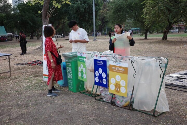 Chula Collaborates with Bangkok Metropolitan Administration and GIZ to Create a Model for Using Reusable Containers under a Deposit-Return System at Events in the Heart of the City 