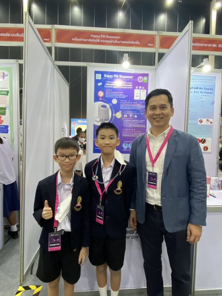 Chula Art Education Students and Satit Chula Students Win  “Thailand New Gen Inventors Award 2025” 