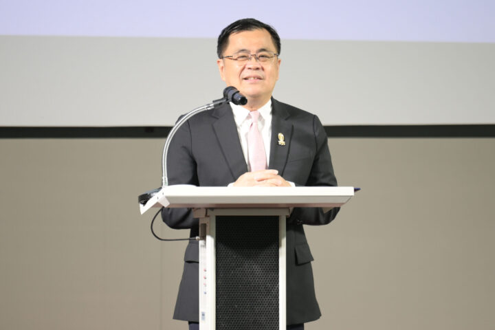 Professor Dr. Wilert Puriwat
 President, Chulalongkorn University