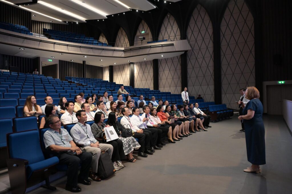 Chula Executives Share and Exchange Knowledge with King's College International School Bangkok